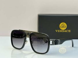 Picture of Versace Sunglasses _SKUfw55559011fw